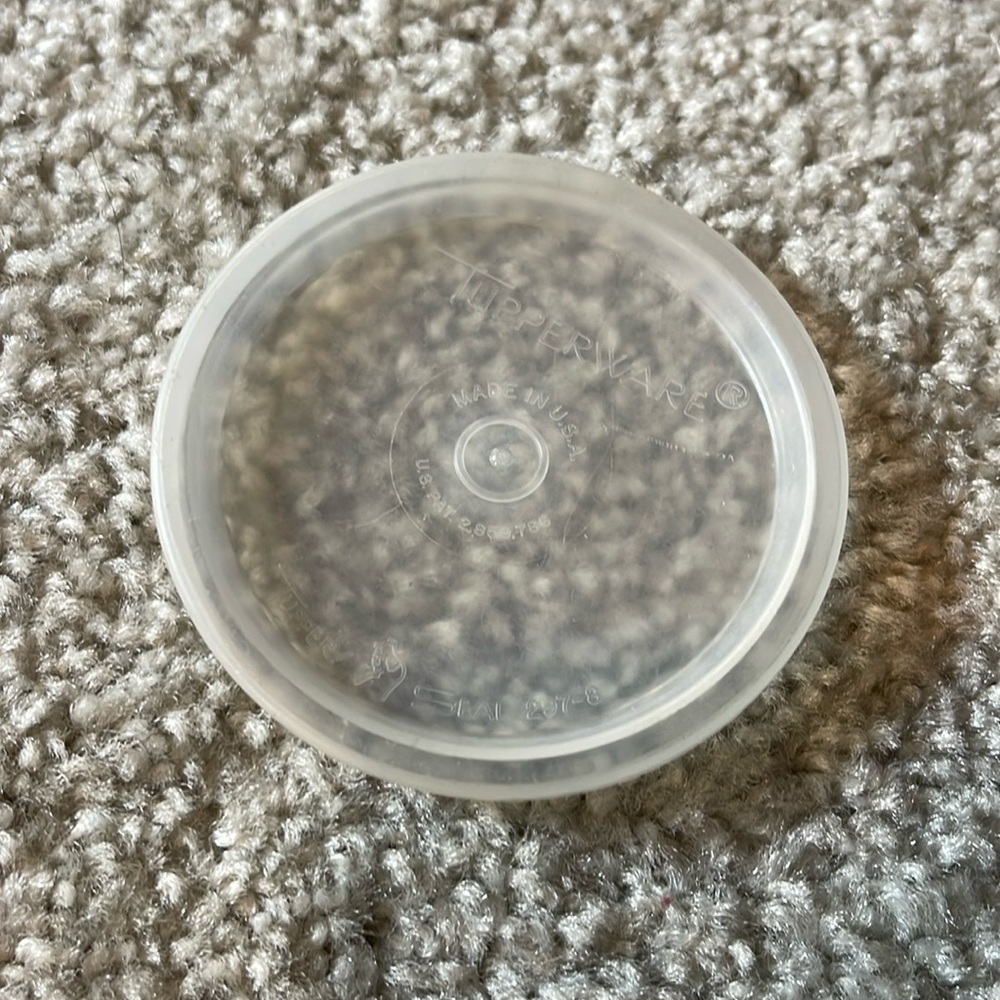 Tupperware vintage small snack cup replacement lids